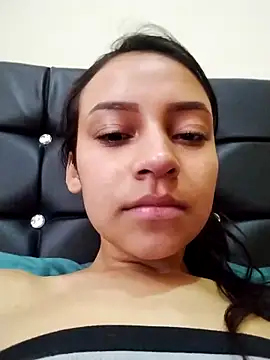 Snapshot of emma_ambar chatting on September 11, 4:29 pm emma ambar online show from September 11, 4:29 pm