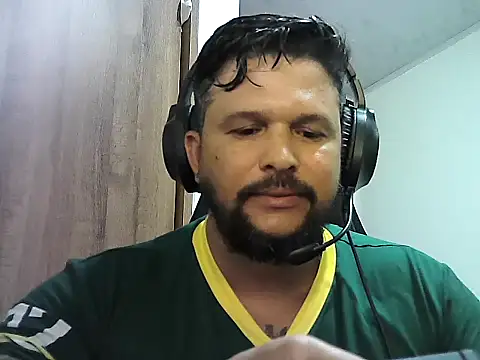 Snapshot of tupapito00 chatting on March 18, 6:38 am tupapito00 online show from March 18, 6:38 am
