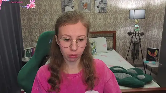 Lill Mary online show from February 15, 3:14 am