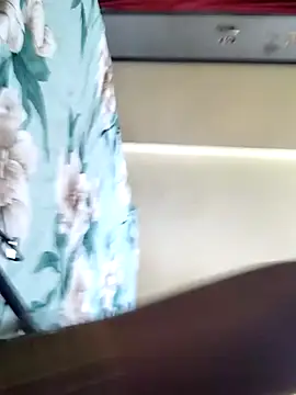 anuradha1432 online show from October 2, 8:21 am