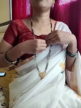 Snapshot of anuradha1432 chatting on June 9, 8:26 am anuradha1432 online show from June 9, 8:26 am