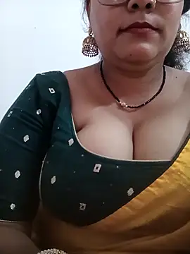 Nyra-23 online show from April 4, 8:45 am