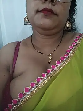 Snapshot of Nyra-23 chatting on June 28, 9:15 am Nyra-23 online show from June 28, 9:15 am
