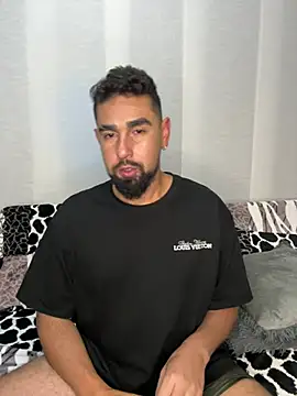 Snapshot of camianddanna chatting on January 25, 3:09 am camianddanna online show from January 25, 3:09 am