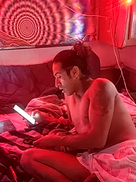 LargeDominoes online show from April 16, 12:00 am