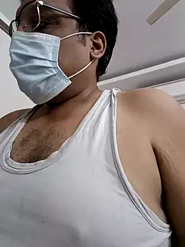 Snapshot of ridetoheaven chatting on December 16, 3:19 am ridetoheaven online show from December 16, 3:19 am