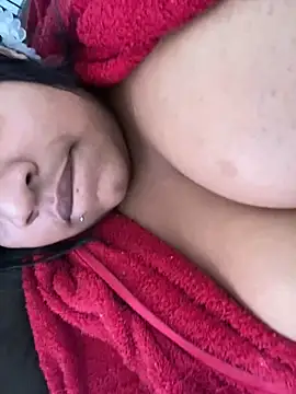 vic pretynhaa online show from January 27, 8:17 pm