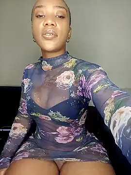 Snapshot of LollyPop_23 chatting on January 22, 9:21 pm LollyPop 23 online show from January 22, 9:21 pm