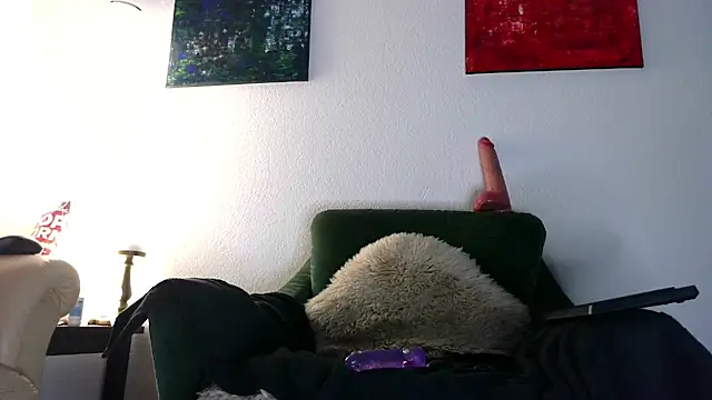 calioppe01 online show from March 11, 11:38 am