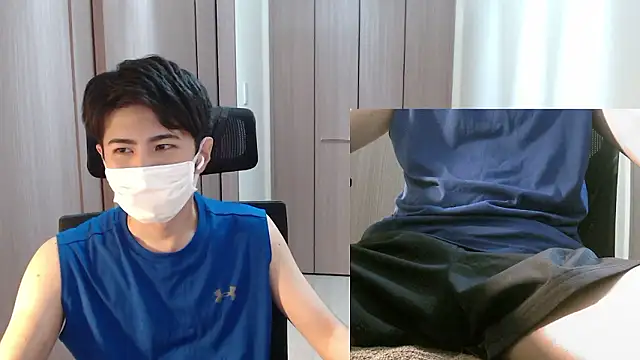 Snapshot of ryota_kkk chatting on July 5, 12:12 pm ryota kkk online show from July 5, 12:12 pm