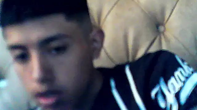 Snapshot of danuel23 chatting on October 4, 7:23 pm danuel23 online show from October 4, 7:23 pm