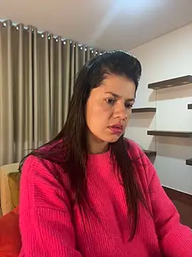 Snapshot of Alice_Biel chatting on December 27, 1:50 pm Alice Biel online show from December 27, 1:50 pm