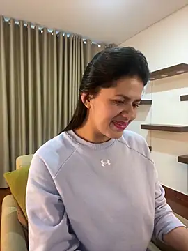 Snapshot of Alice_Biel chatting on January 23, 1:24 pm Alice Biel online show from January 23, 1:24 pm