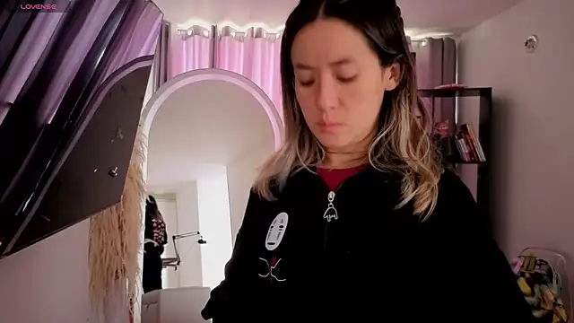 sexfire lalita online show from March 19, 5:06 pm