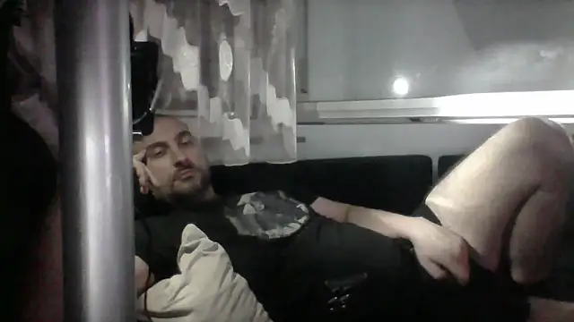 Snapshot of NewyorkDimi chatting on July 7, 2:36 am NewyorkDimi online show from July 7, 2:36 am