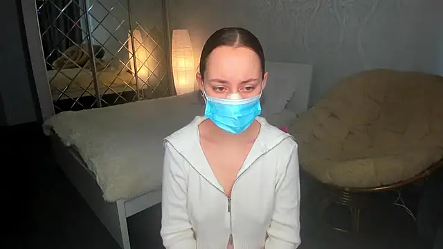 Snapshot of MelodyOfLovee chatting on March 18, 5:52 am MelodyOfLovee online show from March 18, 5:52 am