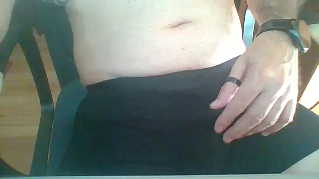 Snapshot of elogordo_ chatting on October 6, 9:29 am elogordo online show from October 6, 9:29 am