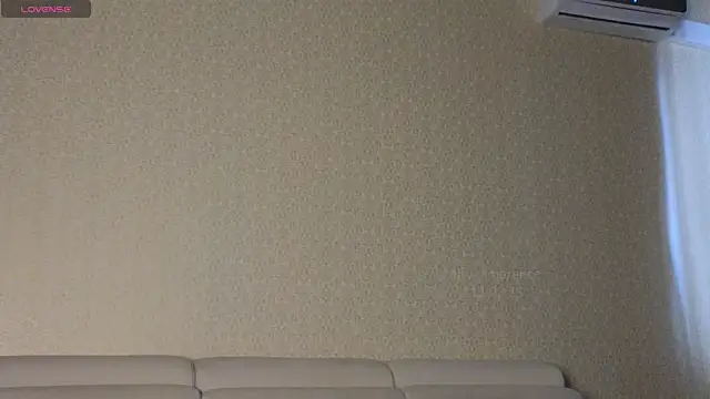 Snapshot of elsa_limerence chatting on February 13, 6:20 am elsa limerence online show from February 13, 6:20 am