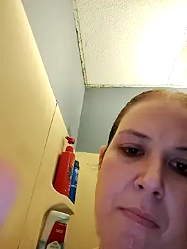 023Longandjuicy online show from January 8, 4:15 am