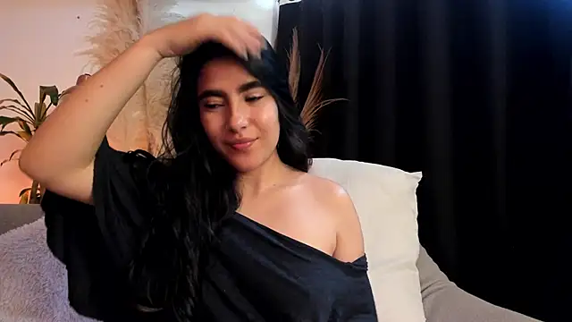 Snapshot of Serenity_Day chatting on April 21, 3:17 pm Serenity Day online show from April 21, 3:17 pm