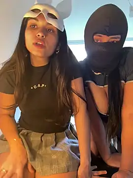 Snapshot of sc4ry_girl1 chatting on February 18, 3:42 am sc4ry girl1 online show from February 18, 3:42 am