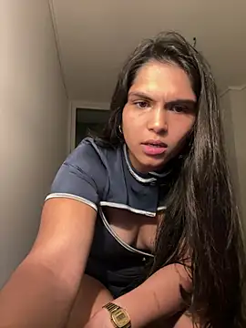 Snapshot of sc4ry_girl1 chatting on March 15, 5:30 am sc4ry girl1 online show from March 15, 5:30 am