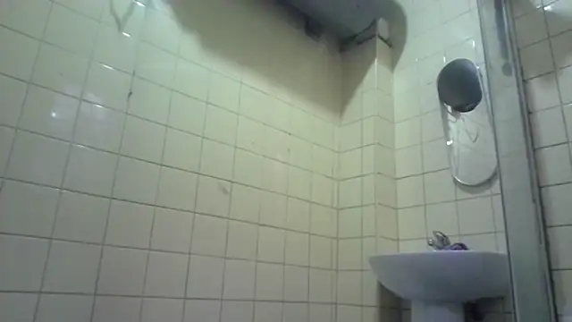 Polygamist online show from April 20, 5:21 am