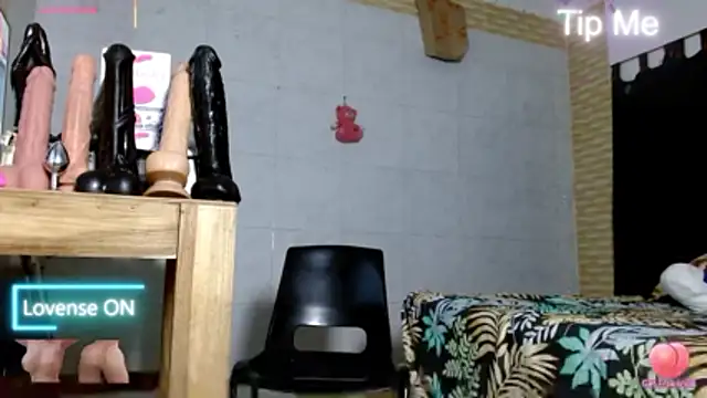 smithdara online show from February 17, 10:38 pm