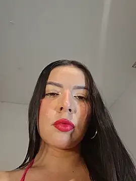 Snapshot of Anal_Luucia chatting on June 11, 12:03 pm Anal Luucia online show from June 11, 12:03 pm