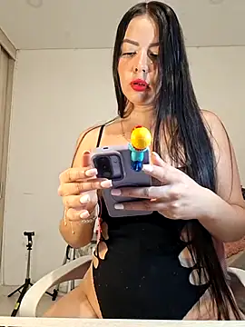 Snapshot of Anal_Luucia chatting on July 15, 12:10 pm Anal Luucia online show from July 15, 12:10 pm