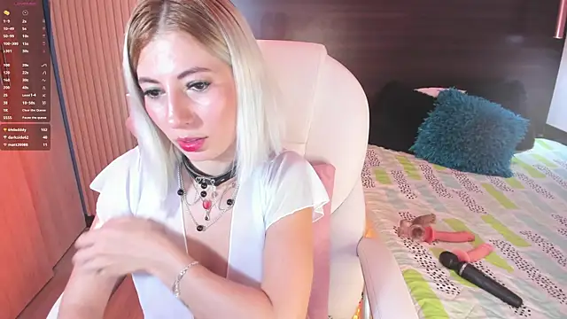 melody starr online show from March 4, 5:00 am