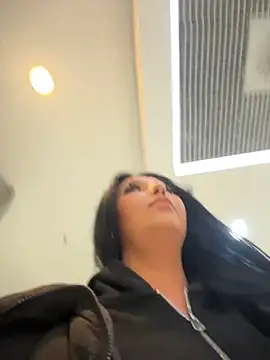 Tisha Busty online show from March 5, 1:40 pm