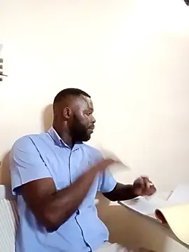 Snapshot of Touch_mysoul chatting on February 12, 10:32 am Touch mysoul online show from February 12, 10:32 am