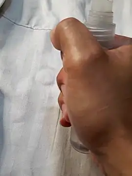 Snapshot of Cam_Lion2907 chatting on March 14, 3:01 am Cam Lion2907 online show from March 14, 3:01 am