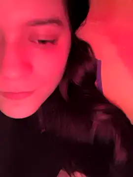 Snapshot of Catgirl8 chatting on December 4, 11:52 am Catgirl8 online show from December 4, 11:52 am