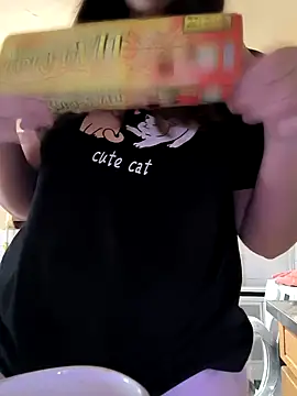 Snapshot of Catgirl8 chatting on January 12, 7:43 am Catgirl8 online show from January 12, 7:43 am