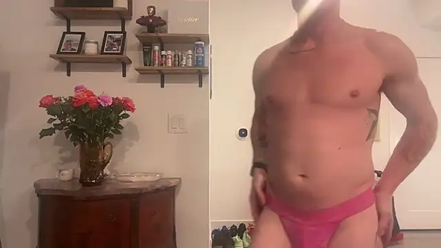 crossfitterguy87 online show from March 23, 1:42 am