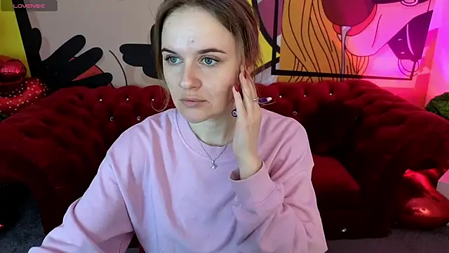 MaribelRiverr  online show from April 11, 5:34 am