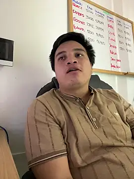 Snapshot of ahntony__69 chatting on February 10, 2:32 pm ahntony 69 online show from February 10, 2:32 pm