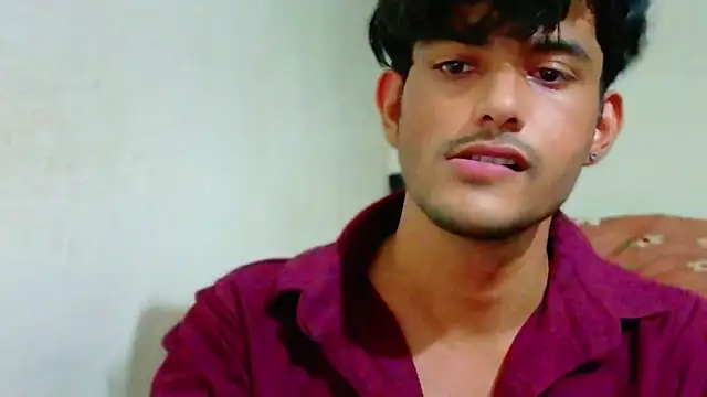 Snapshot of kingkartik7 chatting on May 20, 4:46 pm kingkartik7 online show from May 20, 4:46 pm