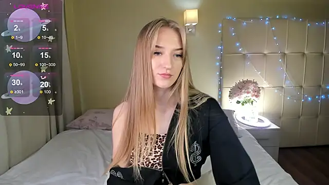 Snapshot of Stacy_River chatting on February 11, 8:15 am Stacy River online show from February 11, 8:15 am