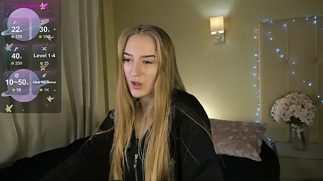 Snapshot of Stacy_River chatting on February 12, 8:49 am Stacy River online show from February 12, 8:49 am