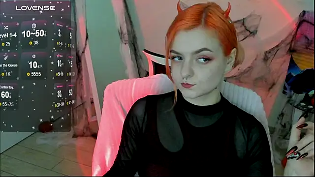 Fire Bestie online show from October 31, 2:18 pm