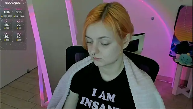 Fire Bestie online show from December 18, 2:34 pm