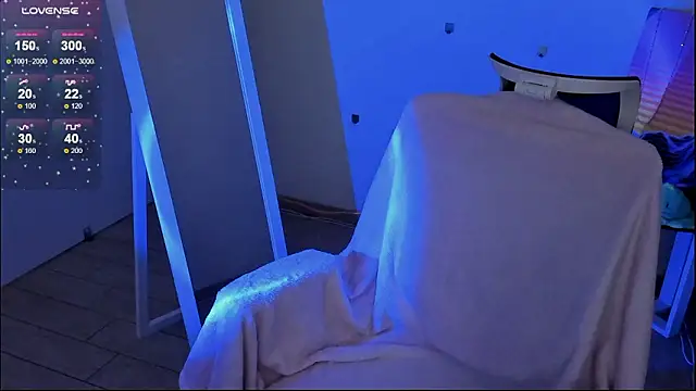 Fire Bestie online show from January 11, 2:00 pm