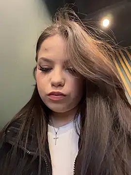 Chloe  Moon online show from January 15, 2:10 pm