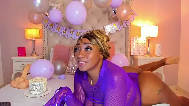 Gabriiela  online show from February 21, 4:46 am