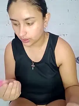 Snapshot of sariitha_sw chatting on April 27, 3:54 pm sariitha sw online show from April 27, 3:54 pm