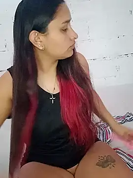 Snapshot of sariitha_sw chatting on May 5, 2:25 pm sariitha sw online show from May 5, 2:25 pm