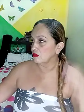 mom son dirty online show from April 19, 8:00 pm